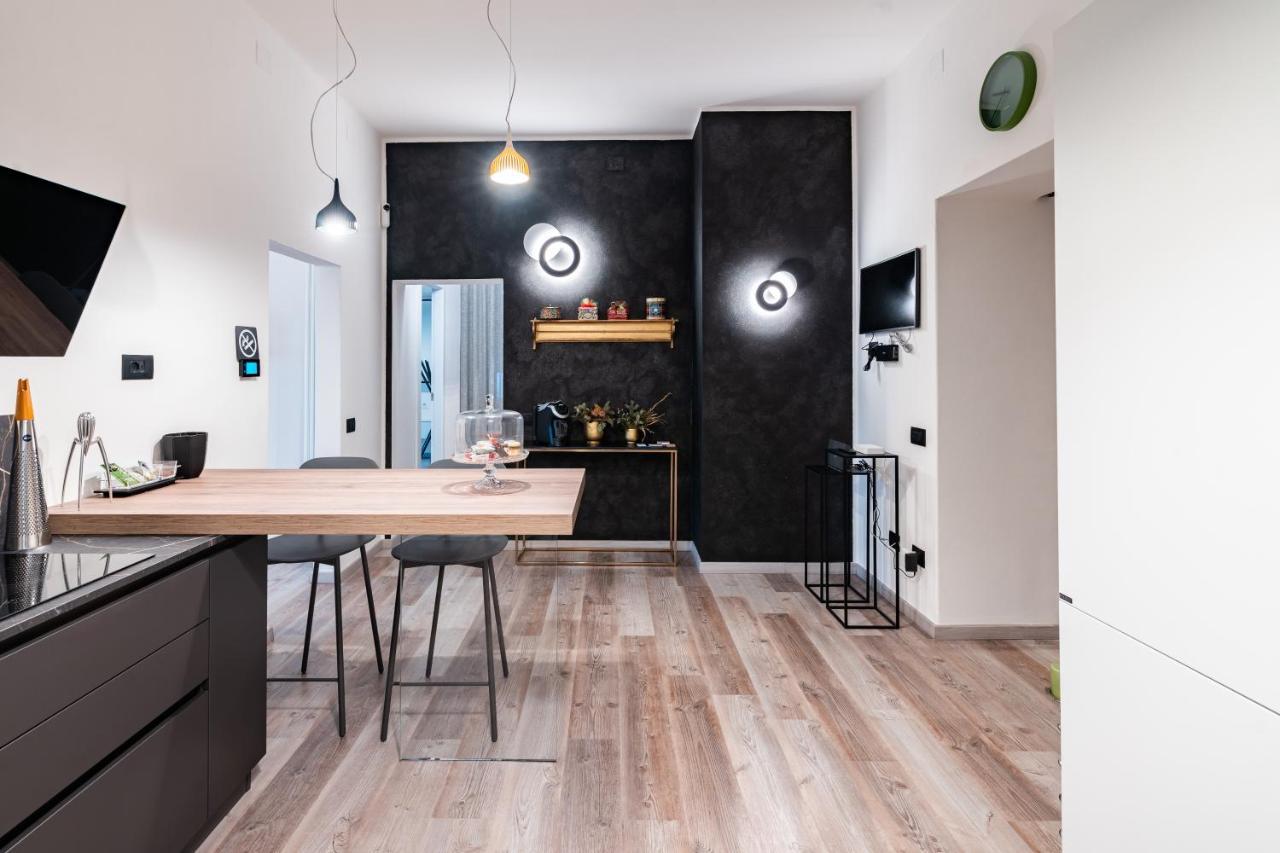 Sacrati 39 Appartement Ferrara Buitenkant foto