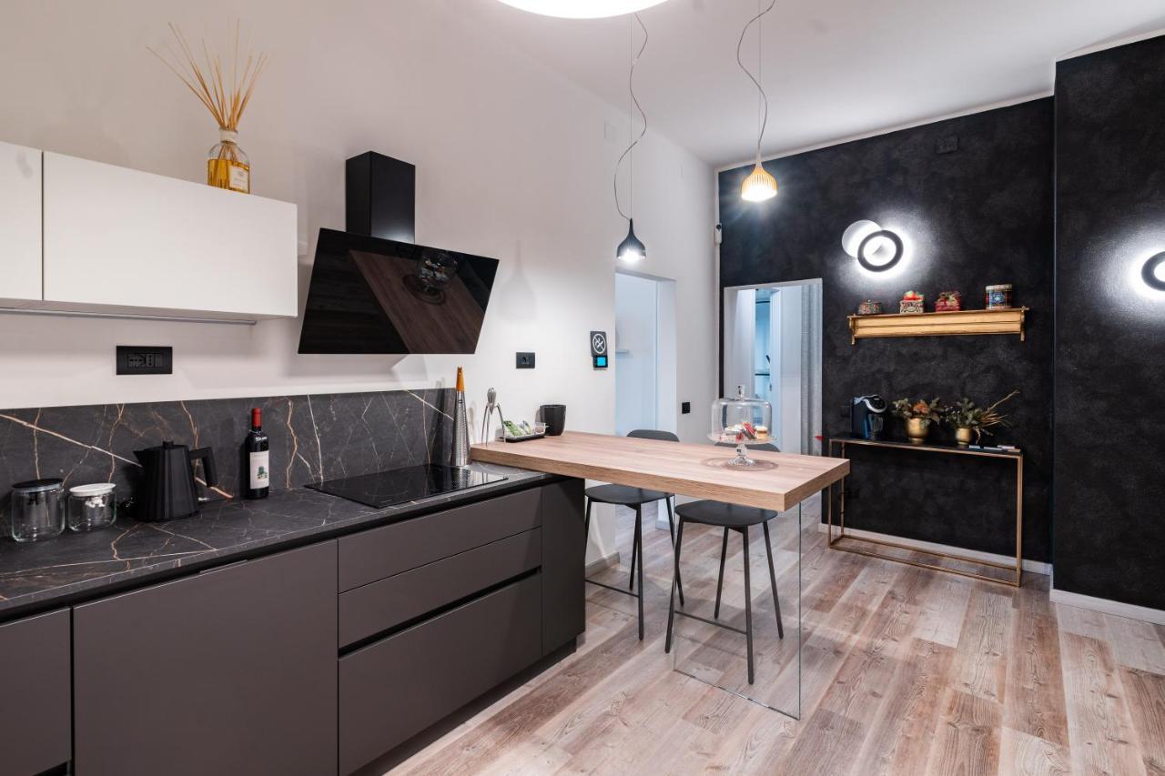 Sacrati 39 Appartement Ferrara Buitenkant foto